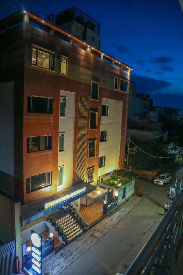 Four Leaf Hotel - Sapphire Blue, Varanasi Exterior photo