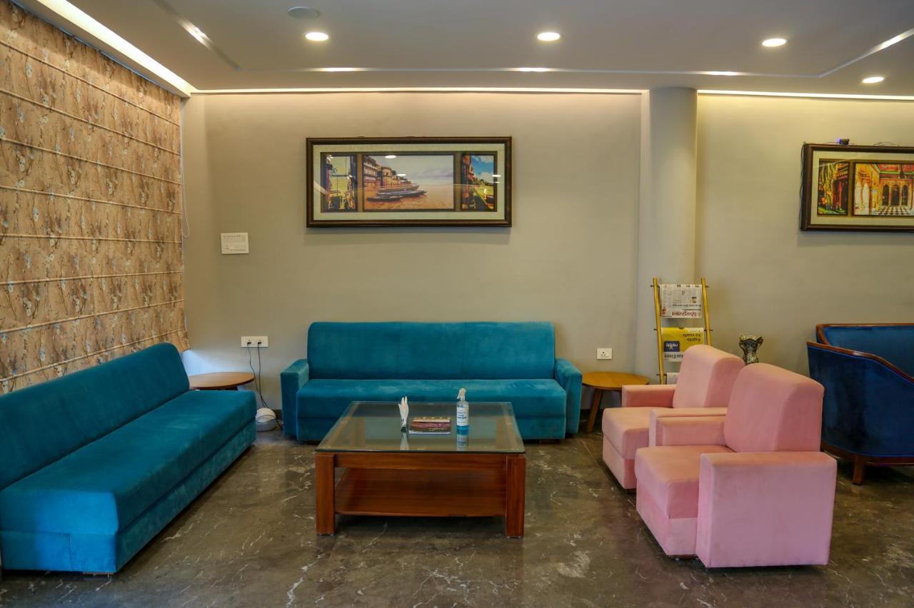 Four Leaf Hotel - Sapphire Blue, Varanasi Exterior photo